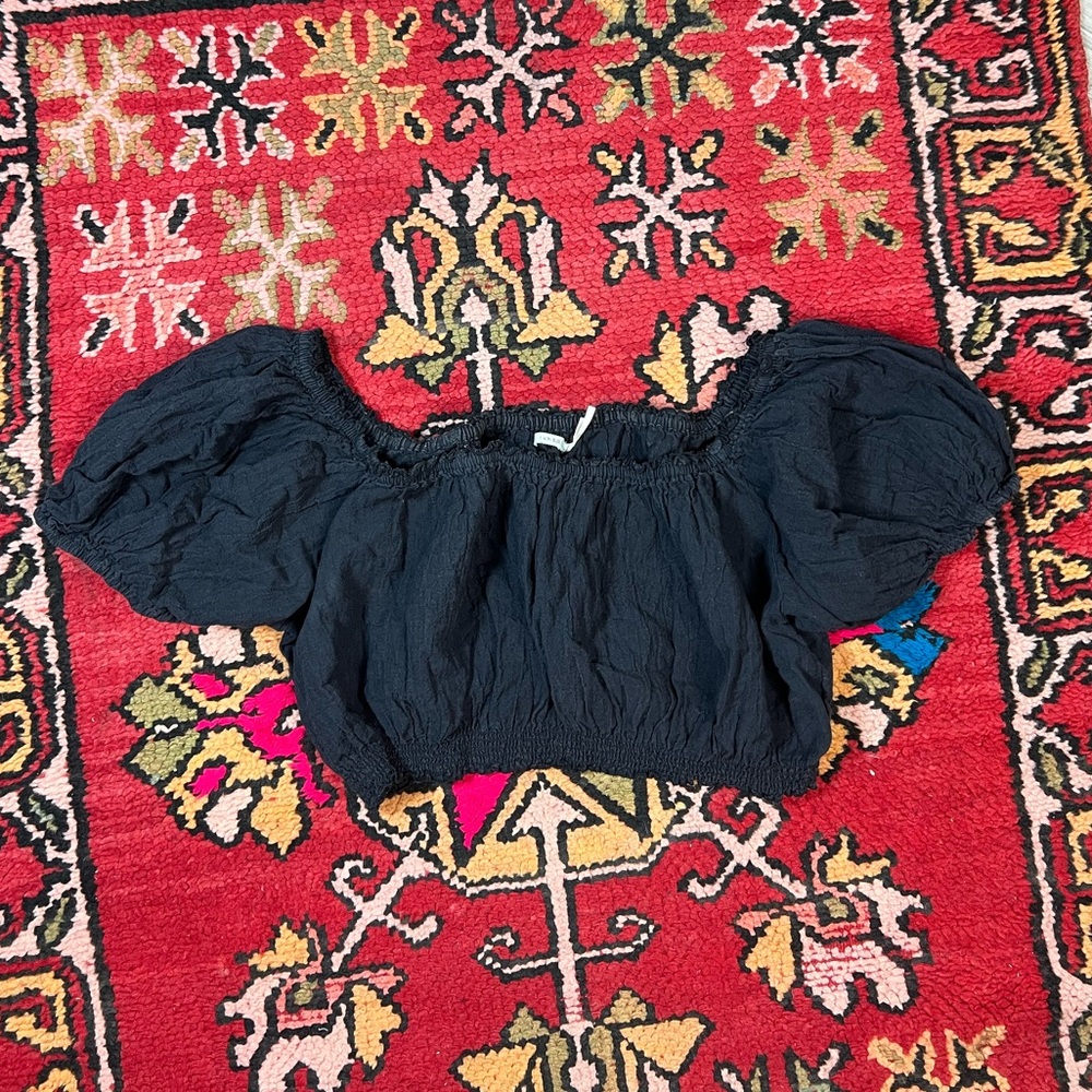 Kimchi Blue Black Off-Shoulder Blouse